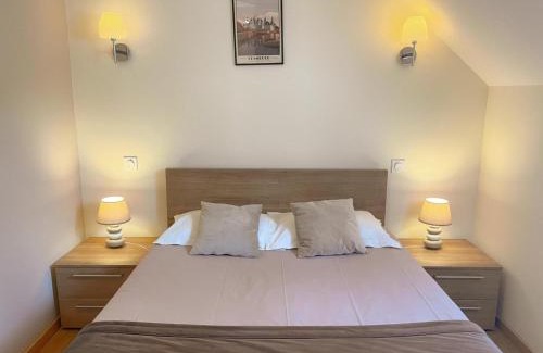 Thesee Casa | Gîte en Val de Loire: confort, jardin, parking et WiFi inclus - FR-1-491-452