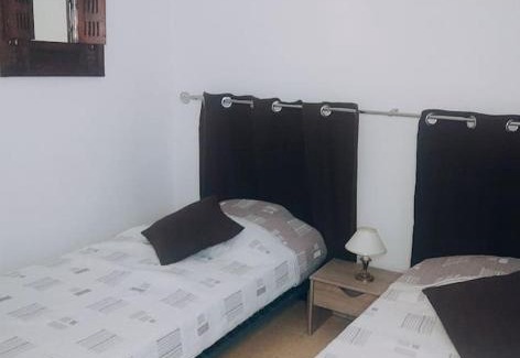 Saint-Andre-de-Valborgne Apartamento | Gîte et jardin en bord de rivière