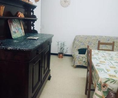 Saint-Andre-de-Valborgne Apartamento | Gîte et jardin en bord de rivière