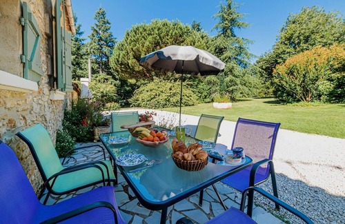 Blanquefort-sur-Briolance Casa | Gîte Le Cayroux avec piscine - proche Dordogne