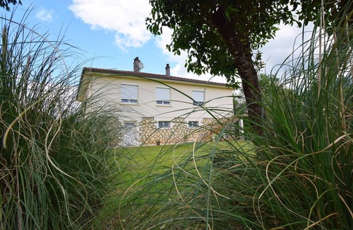 Blanquefort-sur-Briolance Casa | Gîte Aimée en pleine nature, proche Dordogne