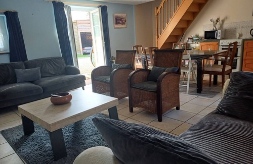Taillebois Casa | Gîte in Suisse Normande, sleeps 7, peaceful setting, 5 mins from La Roche d'Oëtre