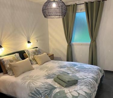 Neuville-sur-Ain Apartamento | Gîte l Ainstant à 2 pas de la rivière, proche CNPE et A42