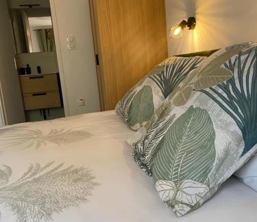 Neuville-sur-Ain Apartamento | Gîte l Ainstant à 2 pas de la rivière, proche CNPE et A42