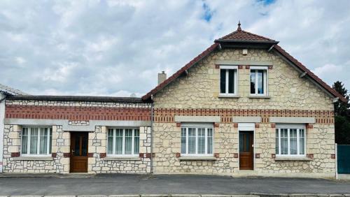 Coucy-le-Chateau-Auffrique Casa | Gîte la Maison de Fram