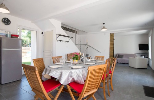 Compertrix Casa | Gîte La Blanche Longère, furnished holiday home, graded 4****