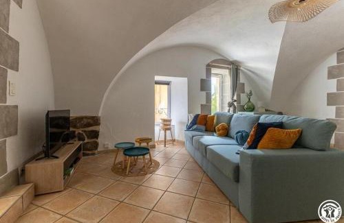 Aydat Casa | Gîte La Clé de Voûte