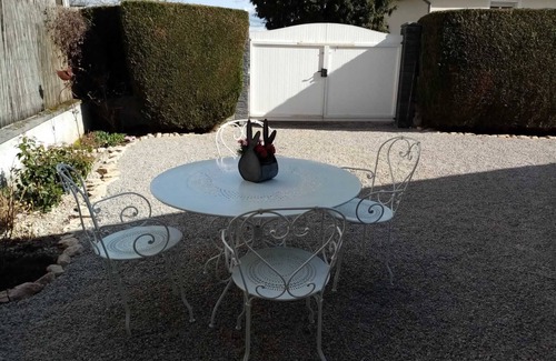 Bonnevent-et-Velloreille-les-Bonnevent Apartamento | Gîte la Hulotte for 4 people in Franche Comté