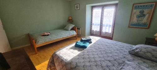 Canet-de-Salars Casa | gîte la tanière de claire