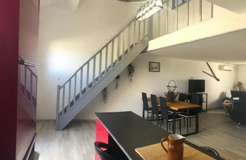 Lagorce Apartamento | Gîte LE BOIS FLOTTE spacieux 120 m2 6 personnes Lagorce vallon pont d arc Ardèche