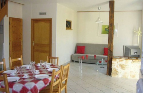 Daglan Casa | Gîte "Le Céou" 3 rooms in a quiet country setting