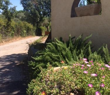 Castelnou Apartamento | Gîte le châlet des milles et un chemins