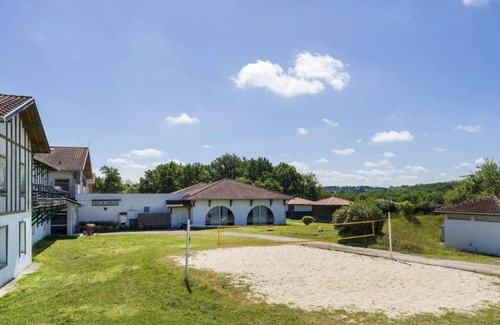 Cassen Casa | Gîte Le Coeur des Landes Avec 2 Piscines et un Jacuzzi ! Idéal Pour les Familles