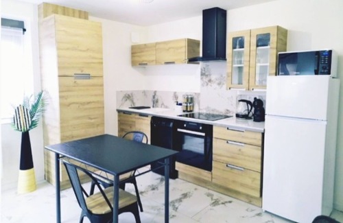 Ornans Apartamento | Gîte "le Moderne" 1 à 2 Pers. Idéal Pour les Couples et les Travailleurs