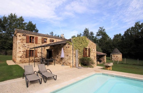 Biron Cabaña | Gîte le Mounard 1 BIRON - 10 persons private heated pool