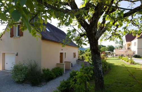 Saint-Julien-de-Lampon Casa | Gîte le Noyer - l'Ancien Vignoble