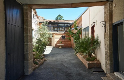 Mortagne-sur-Sevre Casa | Gîte Le Relais de Poste