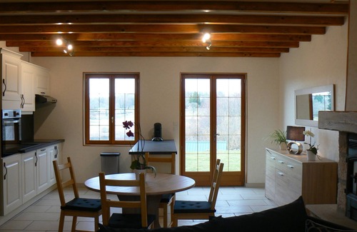 Saint-Brisson Casa | Casa rural "Les Cloiseaux" para los amantes de la naturaleza.