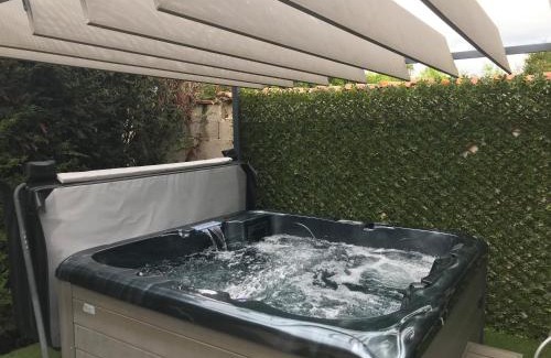 Saint-Gervazy Apartamento | Gîte Les Colibris 3 - spa - 6 pers