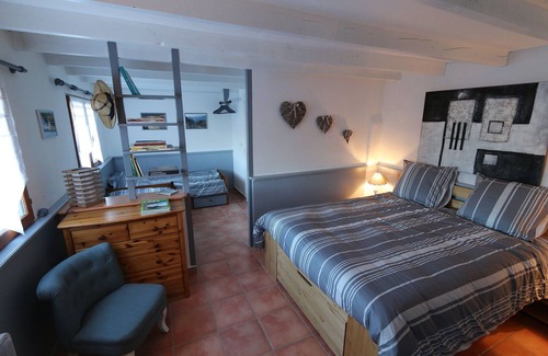 Pezenes-les-Mines Cama Y Desayuno | Gîte les piafs de 6 a 8 personas