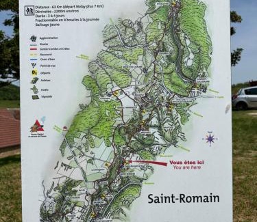 Saint-Romain Casa | Gîte Les Roches : maison de caractère pour 15 personnes