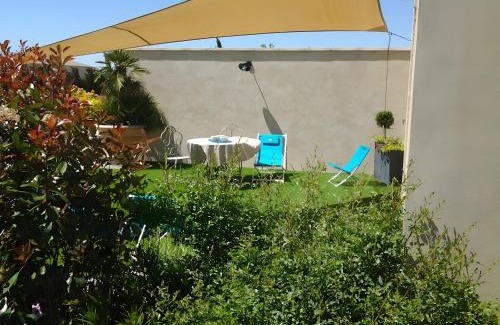 Cabrieres-d'Avignon Casa | Gîte Lisianthus