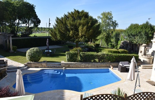 Sommieres Casa | Gîte Lucas 4 pers. piscine et clim à Sommières - Calm, nature & traditions !