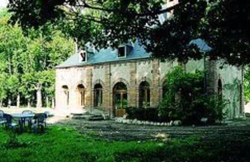 Trezelles Casa | Gîte lumineux avec jardin, près de Vichy, 2 chambres, équipements modernes, draps inclus - FR-1-489-281