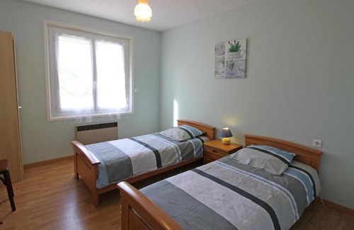 Lussac Casa | Gîte Lussac, 3 pièces, 4 personnes - FR-1-440-176