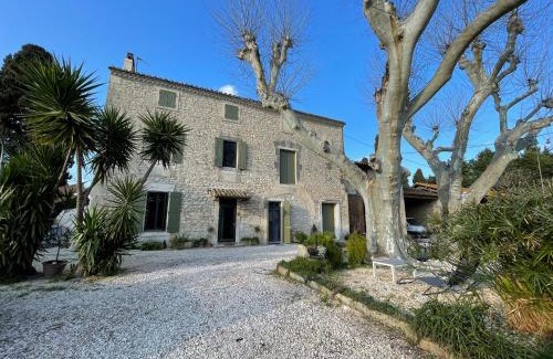 Tarascon Casa | Gîte Mas provençal