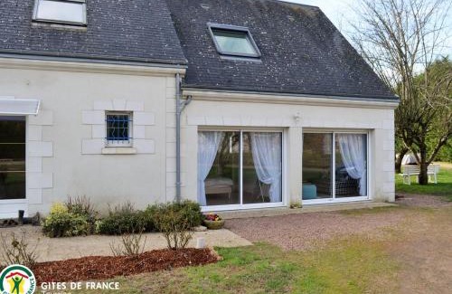 Amboise Casa | Gîte moderne à Amboise avec piscine, jardin et wifi - FR-1-381-626