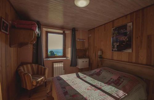 Vertolaye Casa | Gîte " Orée des bois"