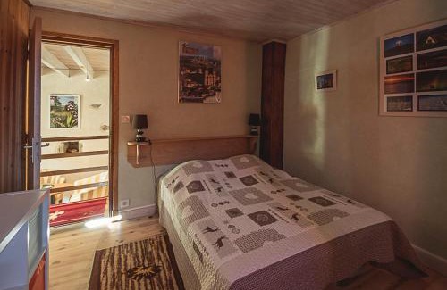 Vertolaye Casa | Gîte " Orée des bois"