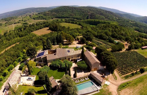 Verfeuil Apartamento | Gîte Pélisse, casa rural con encanto para 4 personas en una gran bodega