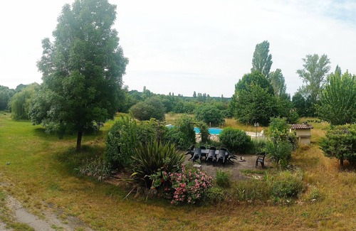 Singleyrac Cabaña | Gîte Périgord Pourpre with park and swimming pool