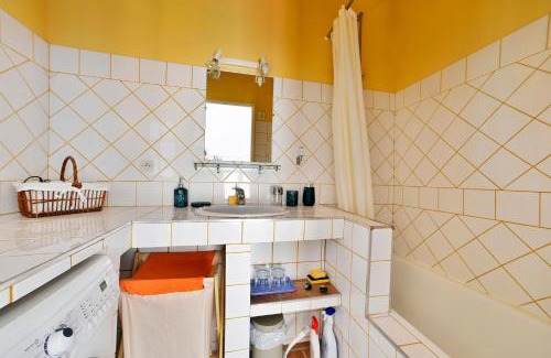 Lussan Apartamento | Gîte Pina - Gîte avec piscine partagée