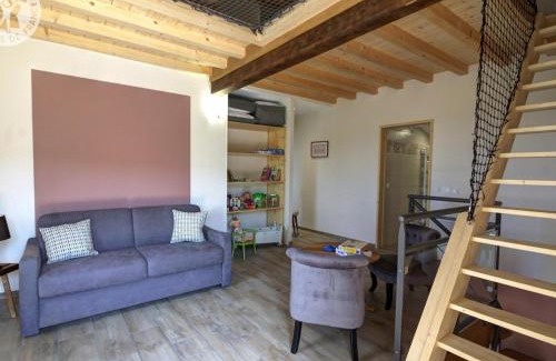 Panissieres Casa | Gîte rénové avec fibre et confort à Panissières - FR-1-496-367