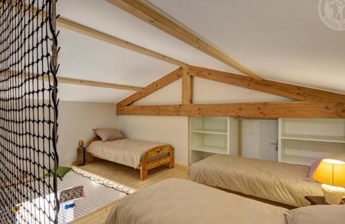 Panissieres Casa | Gîte rénové avec fibre et confort à Panissières - FR-1-496-367