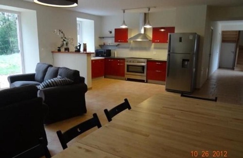 La Bazoge Casa | Gîte rénové en pleine campagne près du Mans : 5 chambres, terrasse, barbecue, accès Paris facile - FR-1-410-213