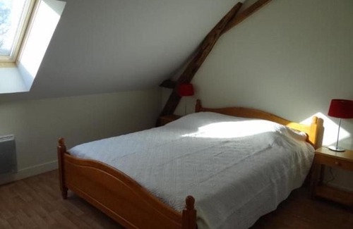 La Bazoge Casa | Gîte rénové en pleine campagne près du Mans : 5 chambres, terrasse, barbecue, accès Paris facile - FR-1-410-213