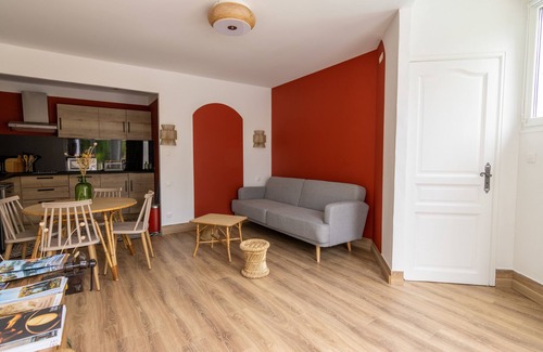 Les Ulmes Apartamento | Gîte Racines - Appt avec terrasse