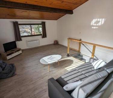Tarascon-sur-Ariege Apartamento | Gîte Reflets de Montagnes