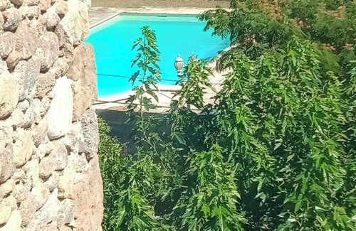 Lasalle Apartamento | Gîte Rural Avec Terrasse et Piscine Près de la Rivière