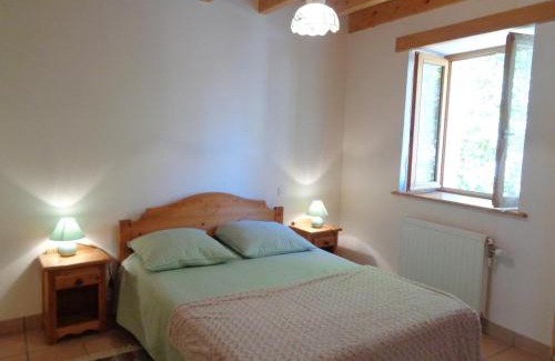 La Tuiliere Casa | Gîte rustique avec terrasse et jardin, animaux admis - FR-1-496-115