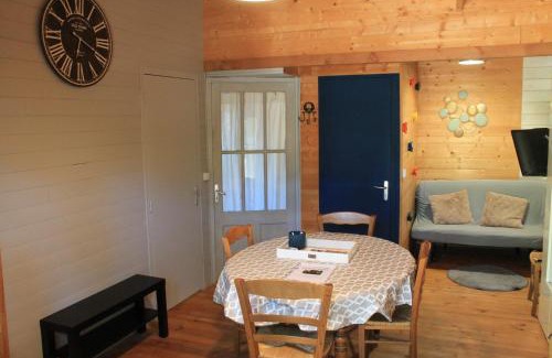 Saint-Saturnin-les-Apt Casa | Gîte sous le Tilleul, Luberon