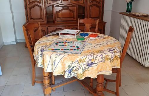 Nargis Casa | Gîte spacieux à 1h de Paris avec jardin et parking, proche Montargis et activités variées - FR-1-590-366
