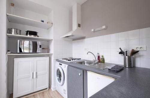 Segre Apartamento | Gîte Terracotta de Segré ? cuisine ? chambre (lit queen size) ? salon