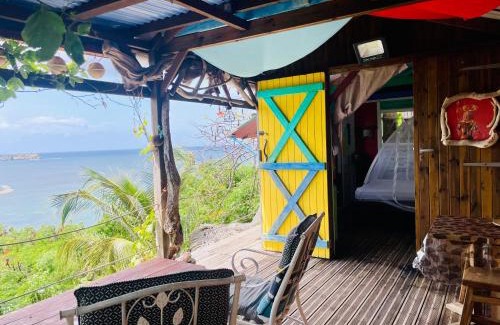 Grand Anse Casa | Gîte Ti Kazalo, cabane perchée, vue mer spectaculaire, pieds dans l'eau