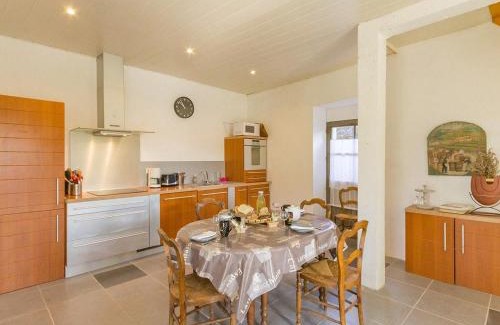 Monnieres Casa | Gîte typique au cœur de Monnières, proche Sèvre, jardin privatif, Wifi, idéal pour pêche et rando - FR-1-306-985