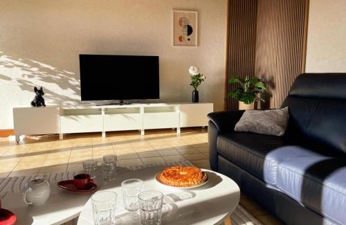 Benais Casa | Gîte viticole tout inclus, jardin 3000m², vélos offerts, proche Saumur-Chinon-Langeais - FR-1-381-606